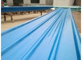 仿古金屬鋁瓦具有質(zhì)輕、高強(qiáng)、色澤豐富、施工方便快捷、抗震、防火、防雨、壽命長(zhǎng)、免維護(hù)等特點(diǎn)，現(xiàn)已被廣泛推廣應(yīng)用。